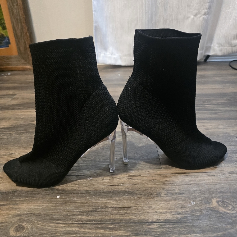 Catherine Malandrino Black Ankle Boots with Clear Heels - Picture 3 of 6